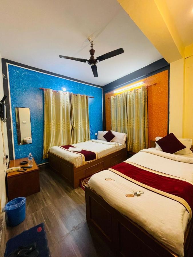 Hotel Old Durbar Pokhara Exterior foto